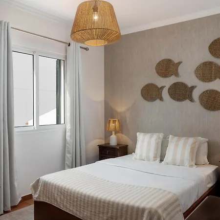 Vila 5 By An Island